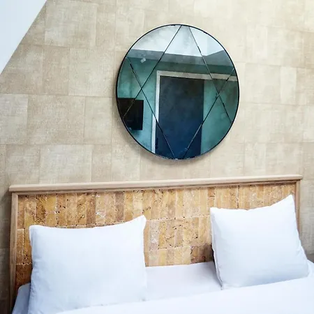 Botanique Otel 3*