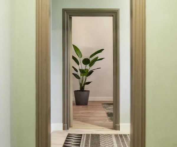 Botanique 3* بريدا