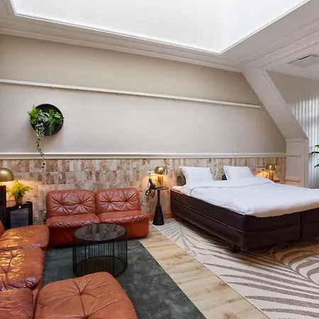 Otel Botanique *